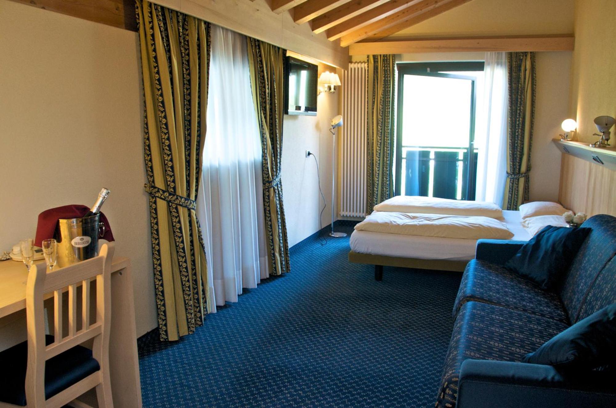 Alexander Charme Hotel Livigno Eksteriør bilde