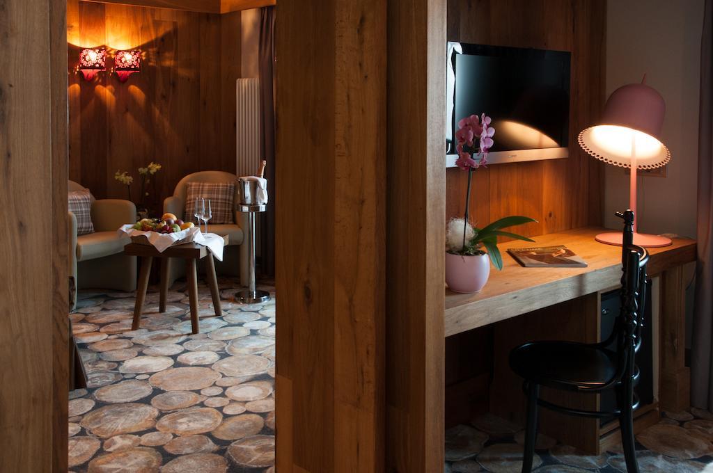 Alexander Charme Hotel Livigno Eksteriør bilde